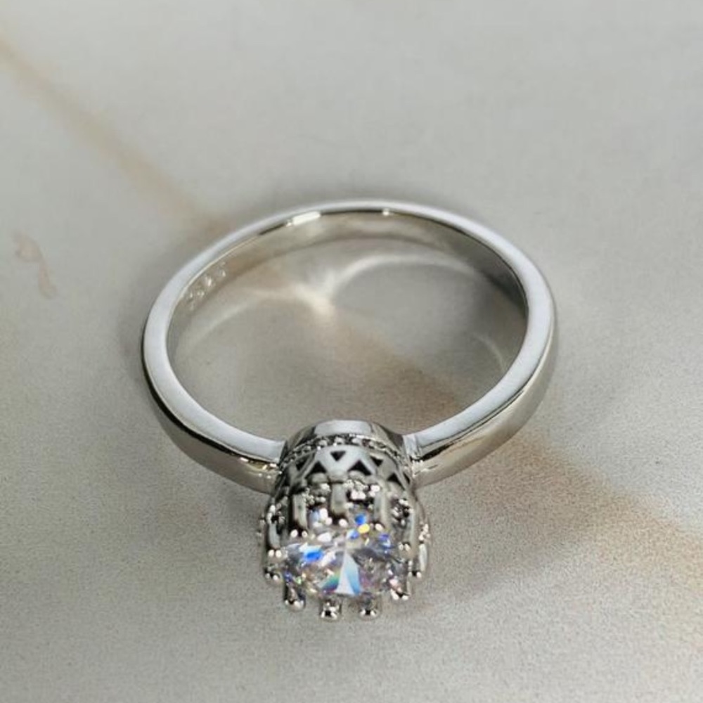NWOT Vintage Style Solitaire CZ Ring